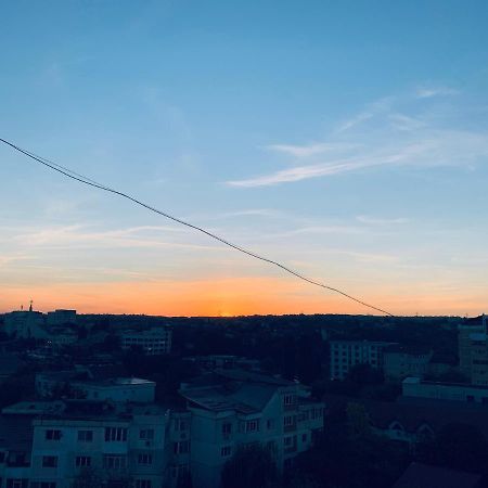 Confort View Apartment Iasi - 3 Rooms-Like Home Kültér fotó