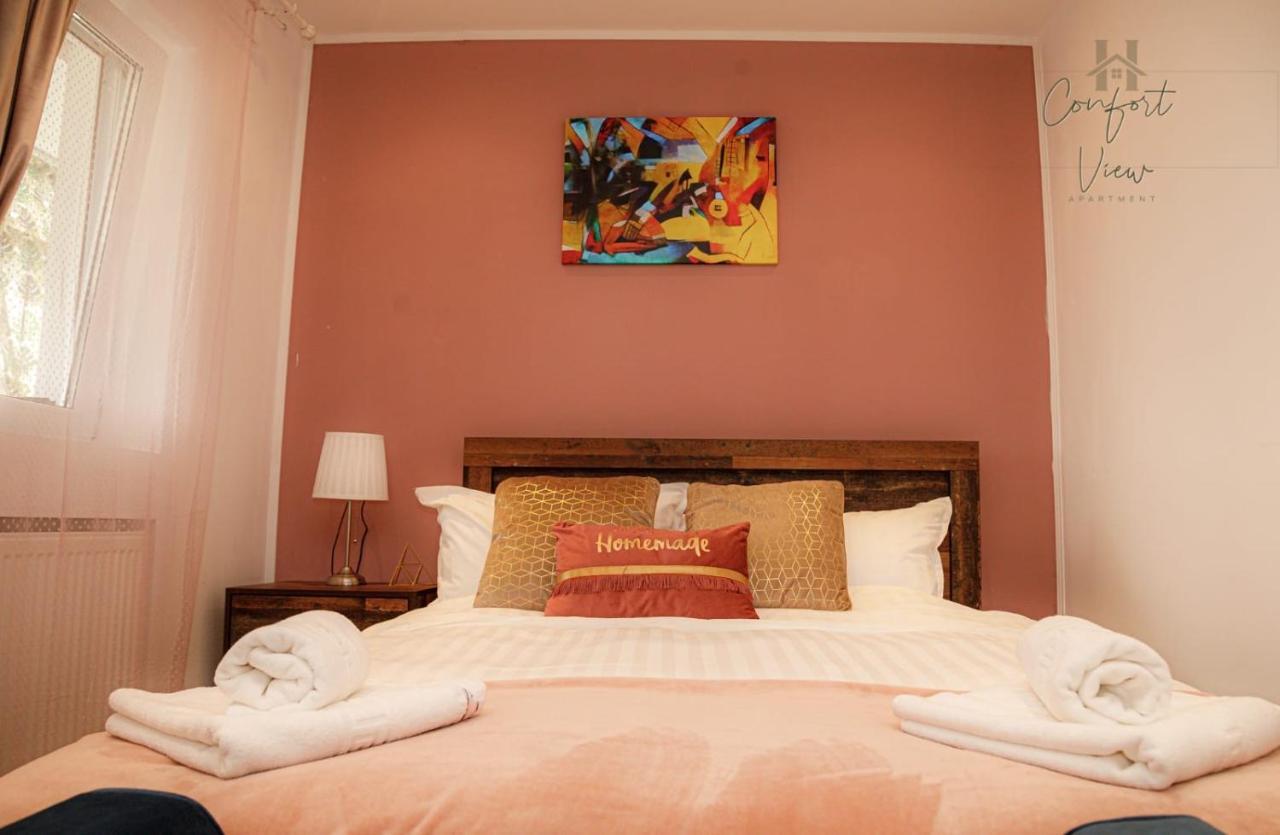 Confort View Apartment Iasi - 3 Rooms-Like Home Kültér fotó