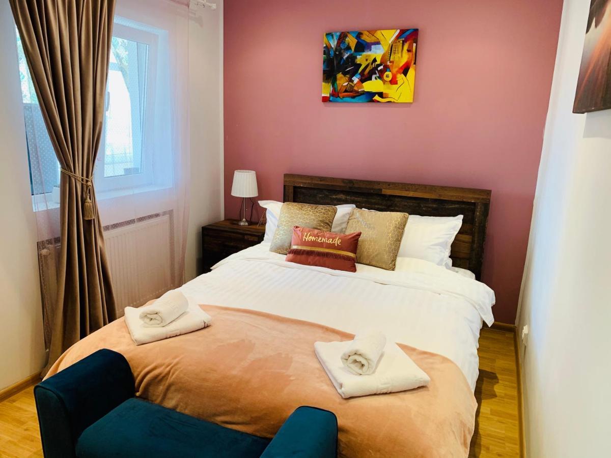 Confort View Apartment Iasi - 3 Rooms-Like Home Kültér fotó