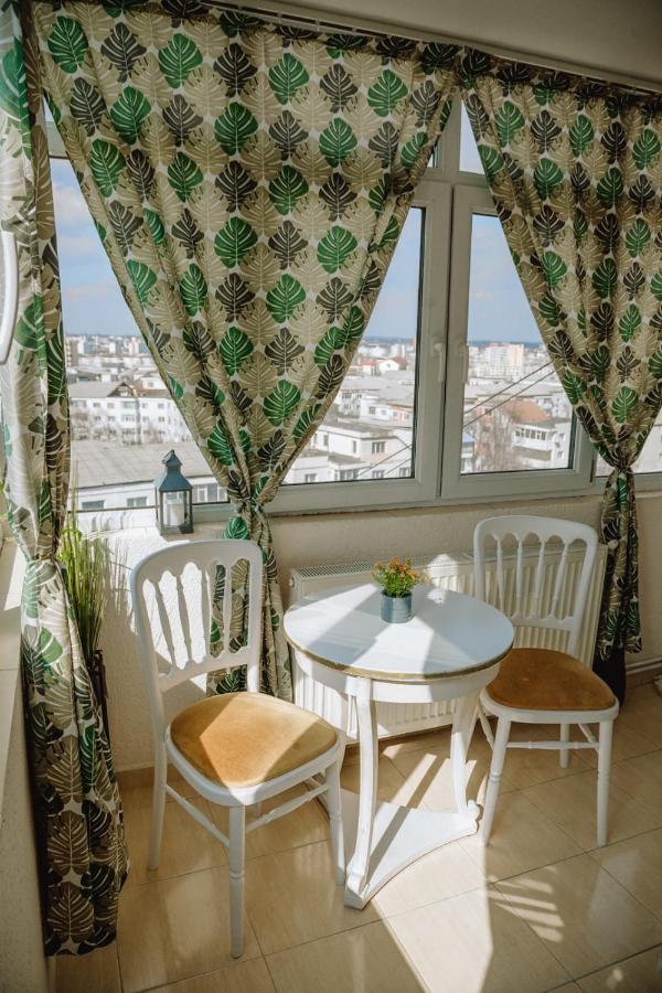 Confort View Apartment Iasi - 3 Rooms-Like Home Kültér fotó