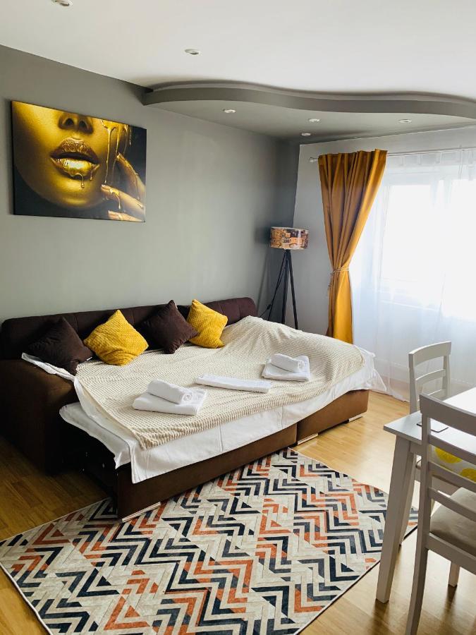 Confort View Apartment Iasi - 3 Rooms-Like Home Kültér fotó